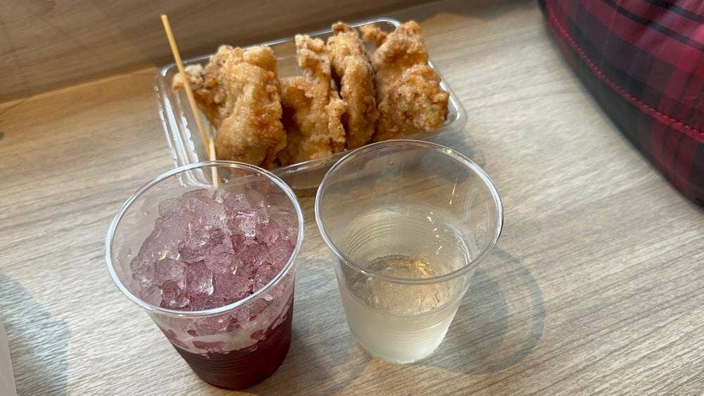 からあげ本舗 かたに商店 阿南店