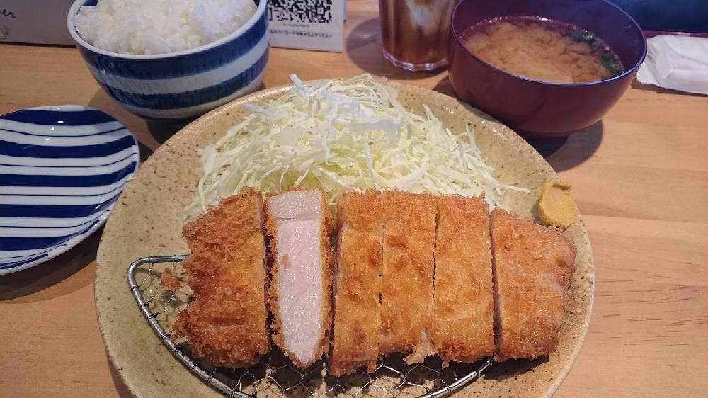 とんかつ ぱんぱん