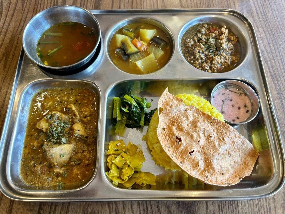 南インドカレー カリアムドゥ