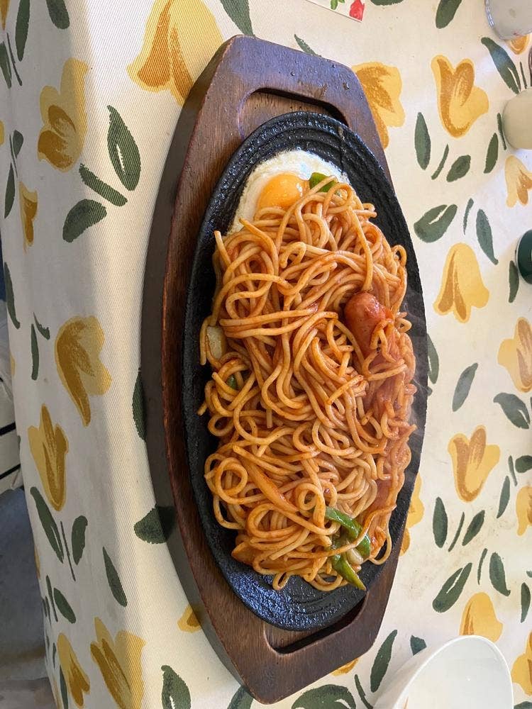 アデンアラビア