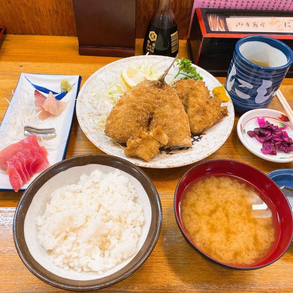 にし与