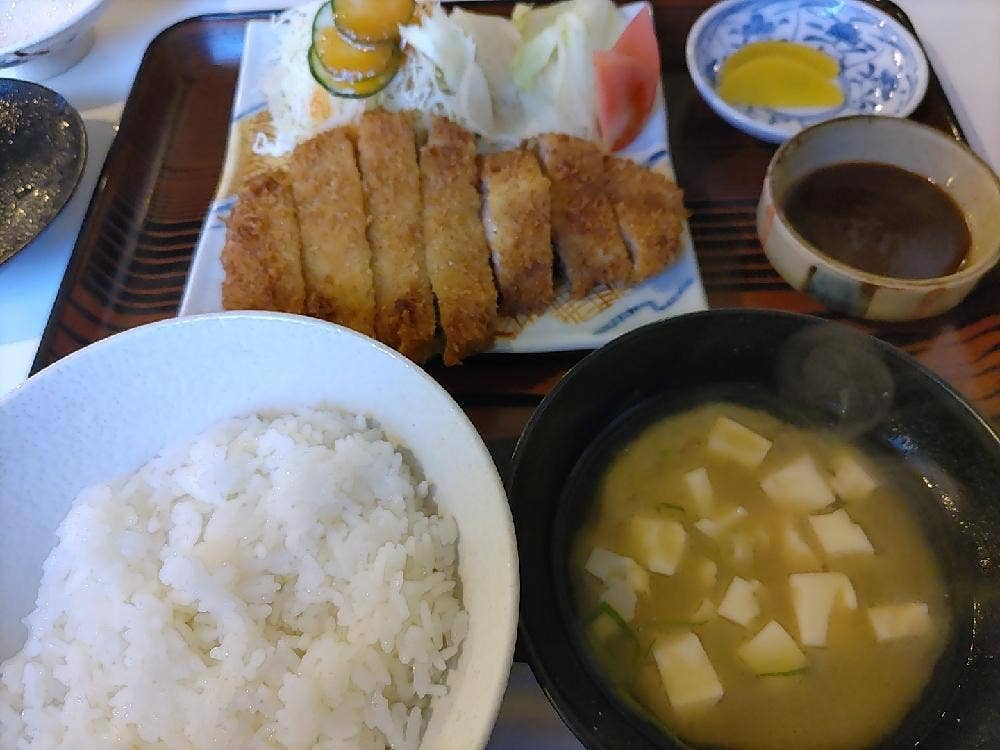 レストラン 中福