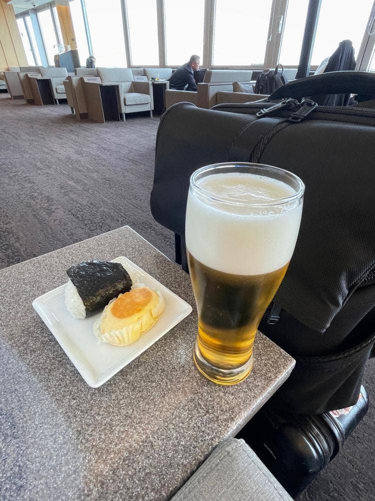 ANA スイートラウンジ 新千歳空港