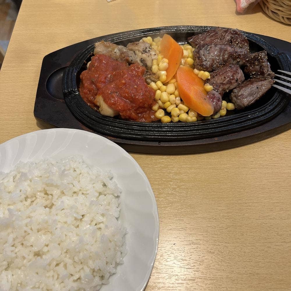 カマルのステーキ