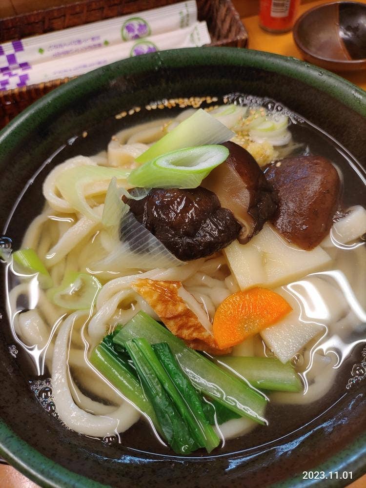 関西風手打ちうどん いらっしゃい