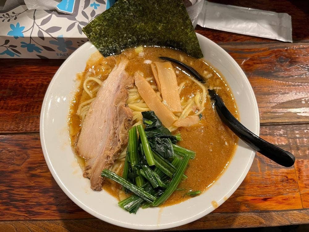 ラーメン 赤羽 とんや