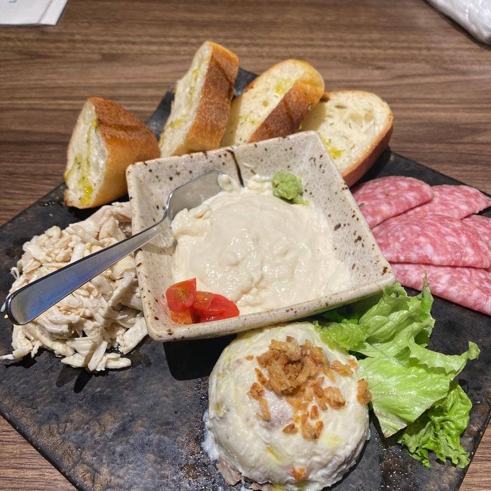 溶岩焼きグリルと世界のワイン 肉助 上大岡店