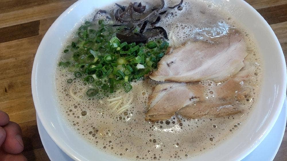 博多ラーメン まっしぐら