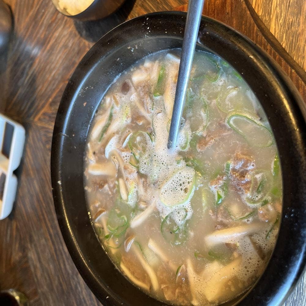 韓国家庭料理とうがらし 外苑前 本店