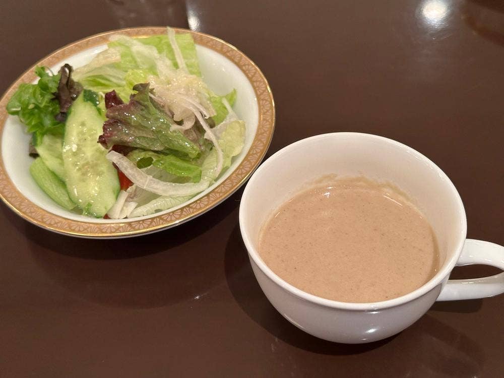 カフェ&パブ マーキュリー 如水会館