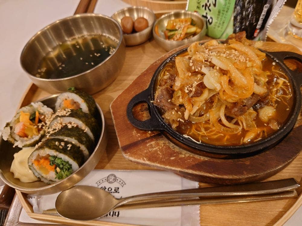 韓国酒場 コッキオ KITTE博多店