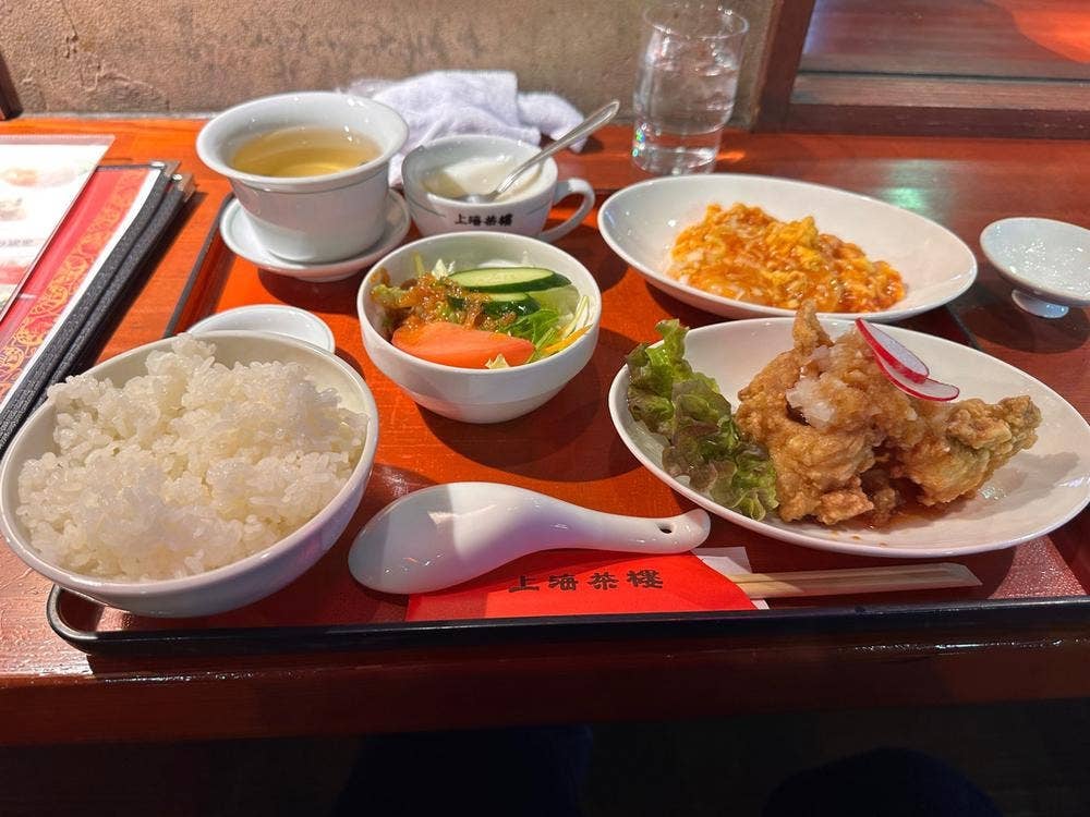 上海茶楼 湖山店