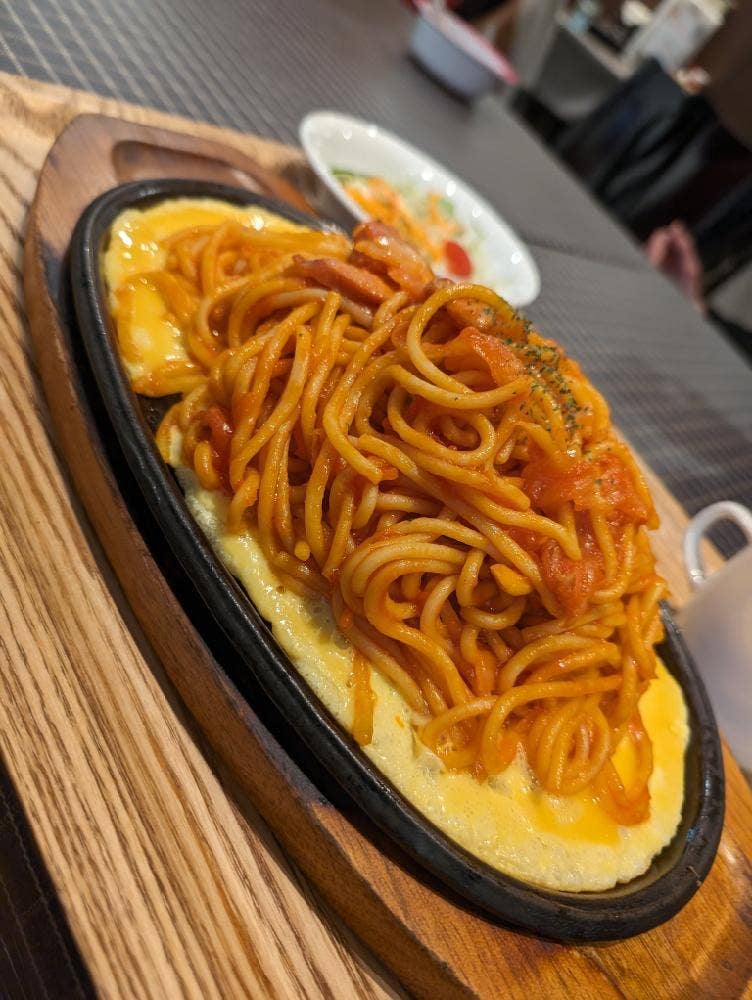 チェスティーノ デリスクエア今池店