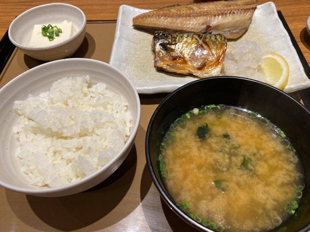 やよい軒 ユニゾイン新大阪店