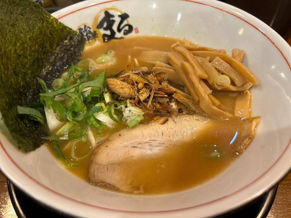 屋台中華 まる