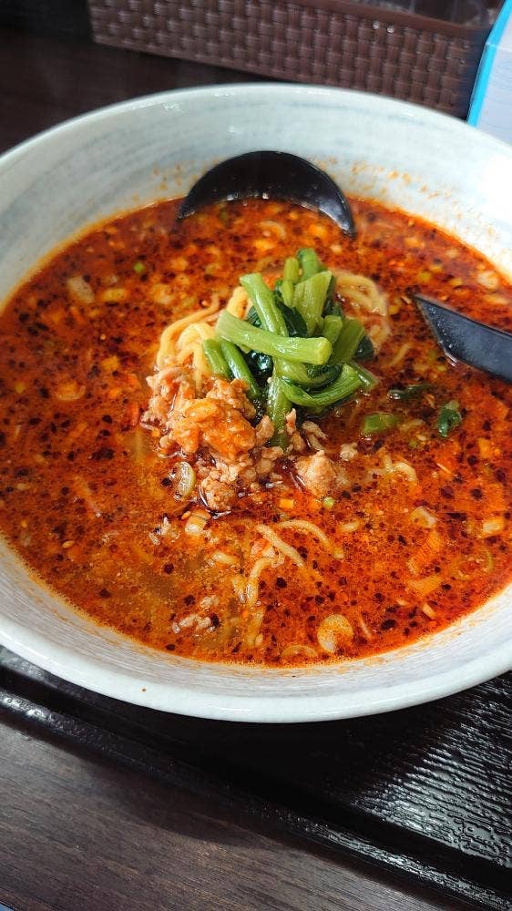 隆興 担々麺房