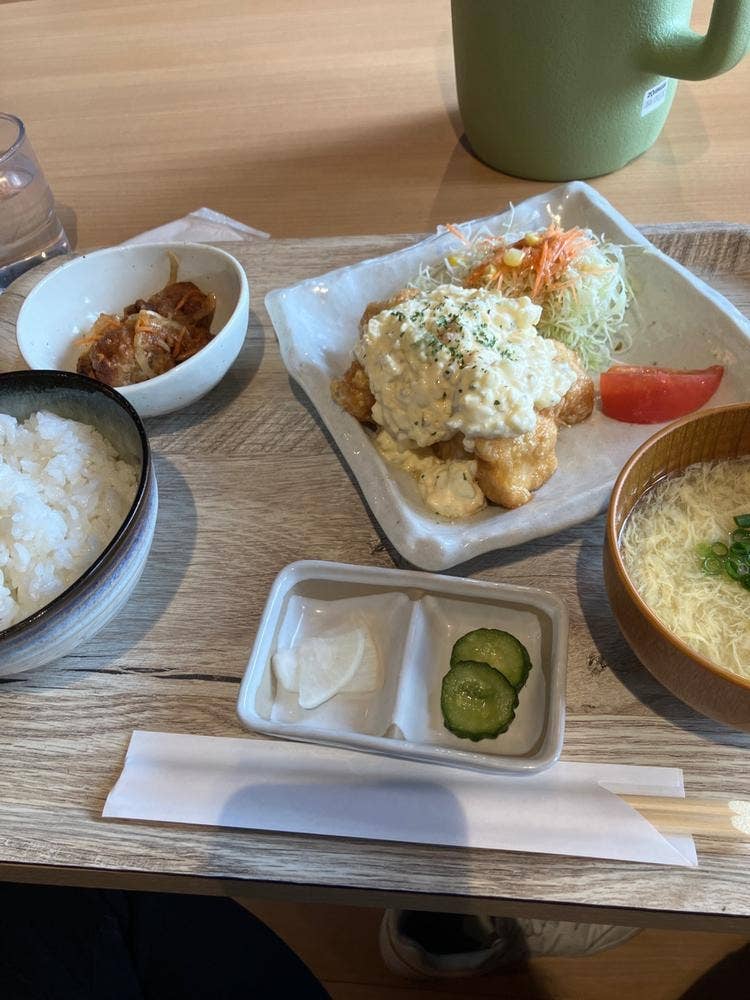 鶏料理専門店 トリヤマルハチ 徳力店