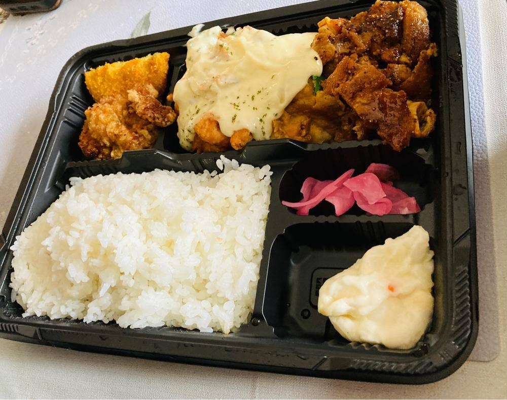 肉のひみつ基地 上津役店