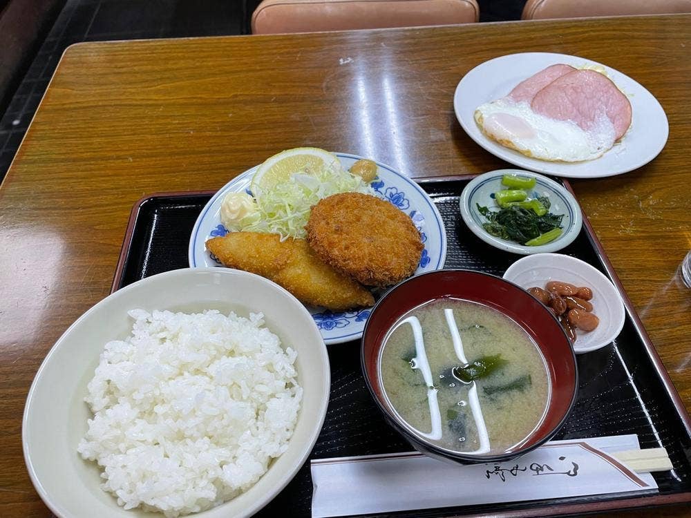 丸平食堂