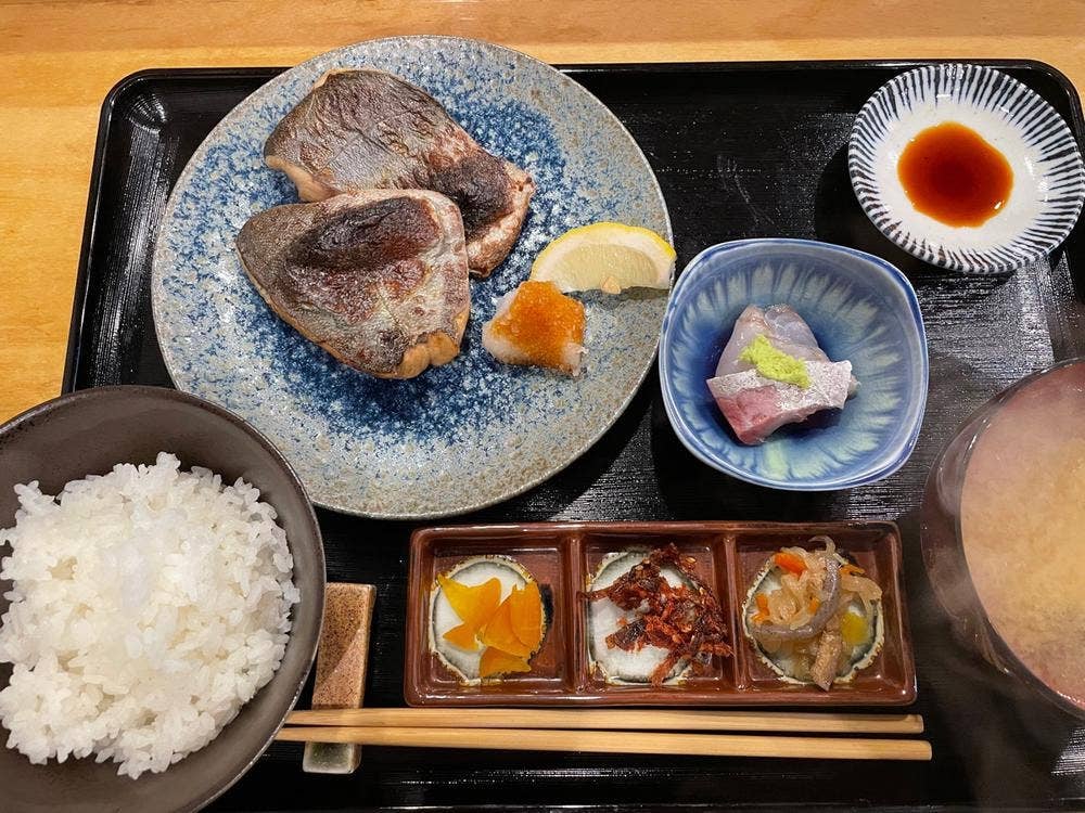 酒と魚 とと音