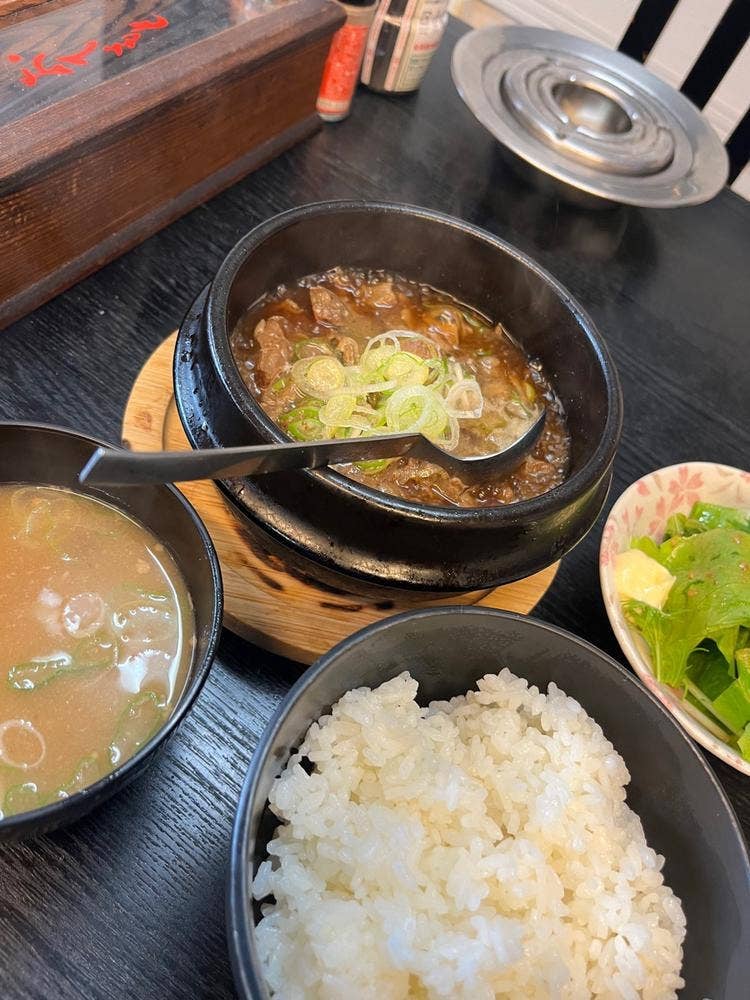 煮込み屋 じもん