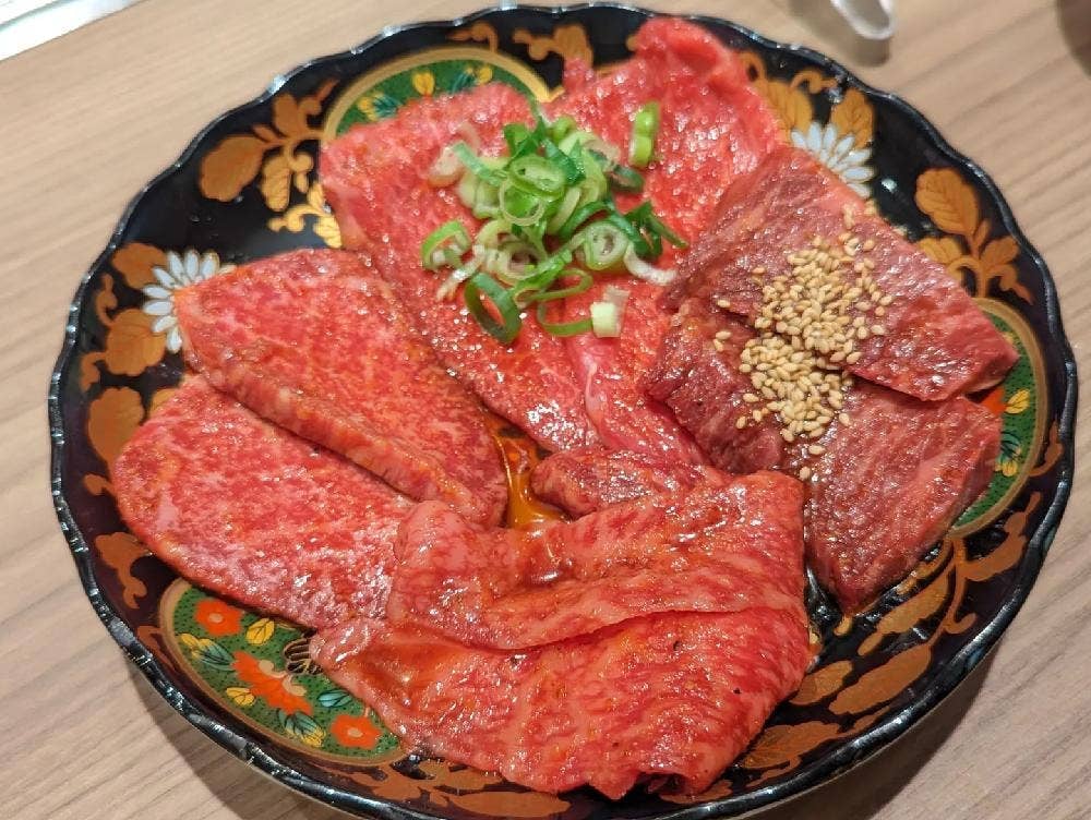 鎌倉 肉と日本酒