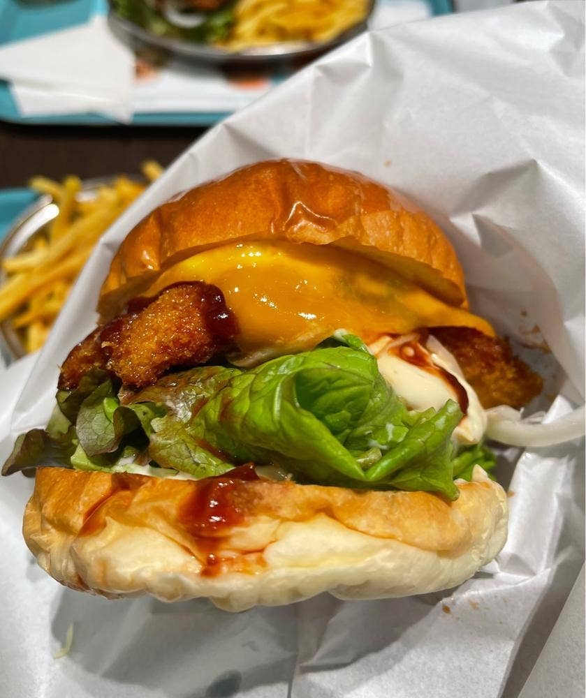サカナノバーガー 名古屋セントラルパーク店
