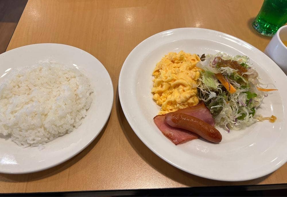 Cafe レストラン ガスト 春日井柏井店