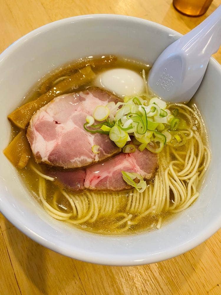 TAKANE 那覇国場店