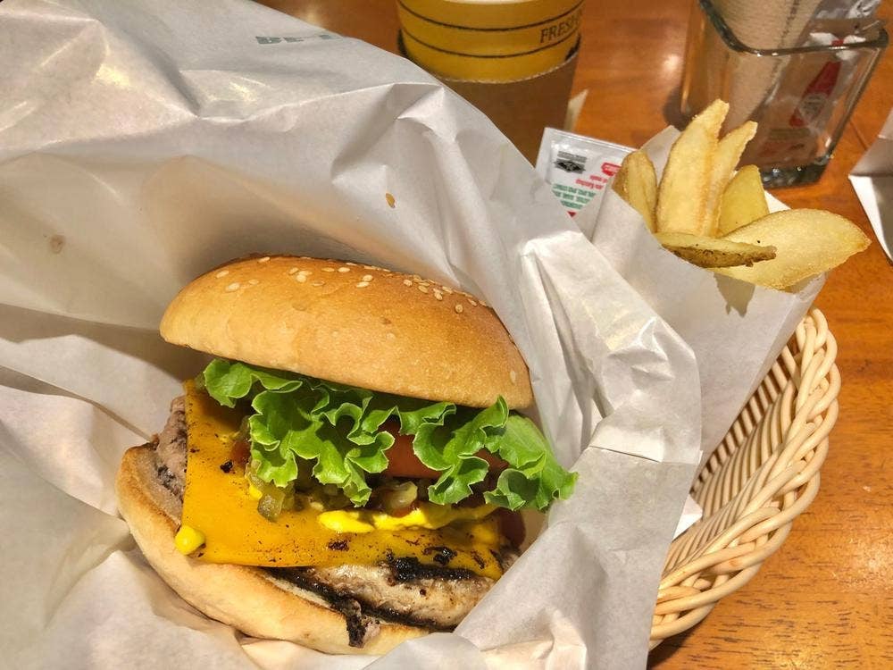フレッシュネスバーガー 西新店
