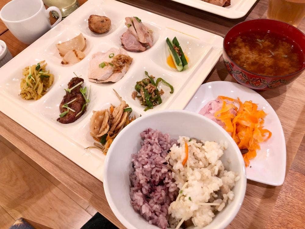 クロフネファーム 酵素ビュッフェレストラン