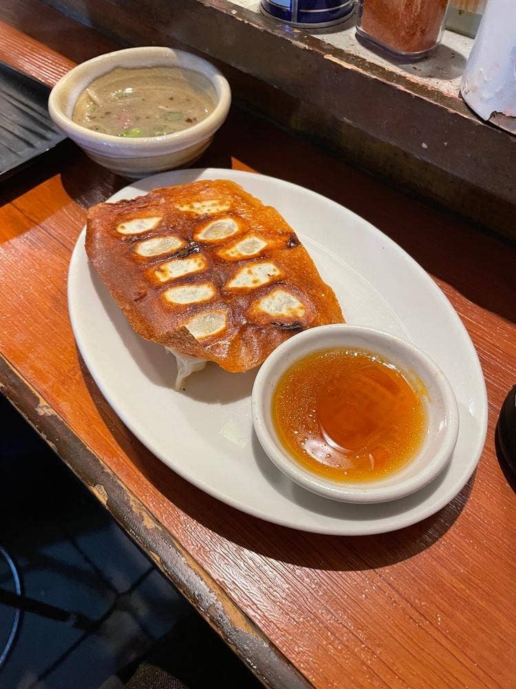 笑平