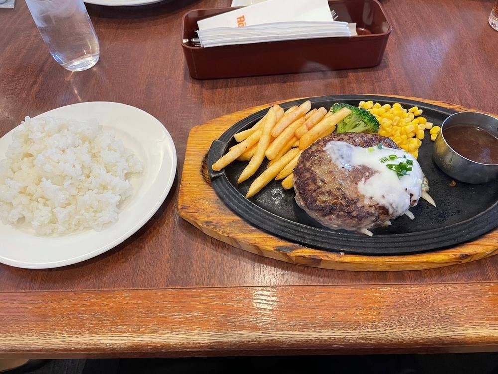 ロイヤルホスト 泉佐野店