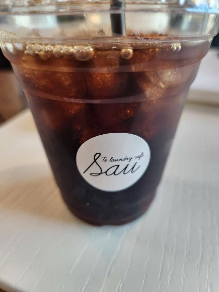 Te laundry cafe Sau