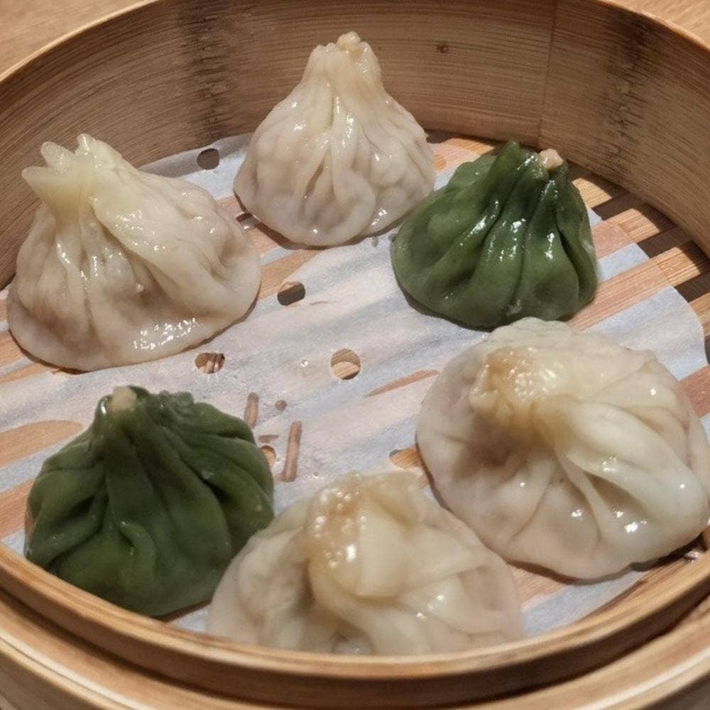 台湾小籠包 あまがさきキューズモール店