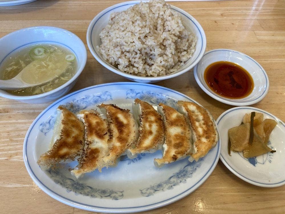 餃子の満洲 せんげん台駅店