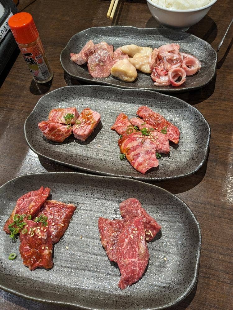 焼肉東郷 泉店