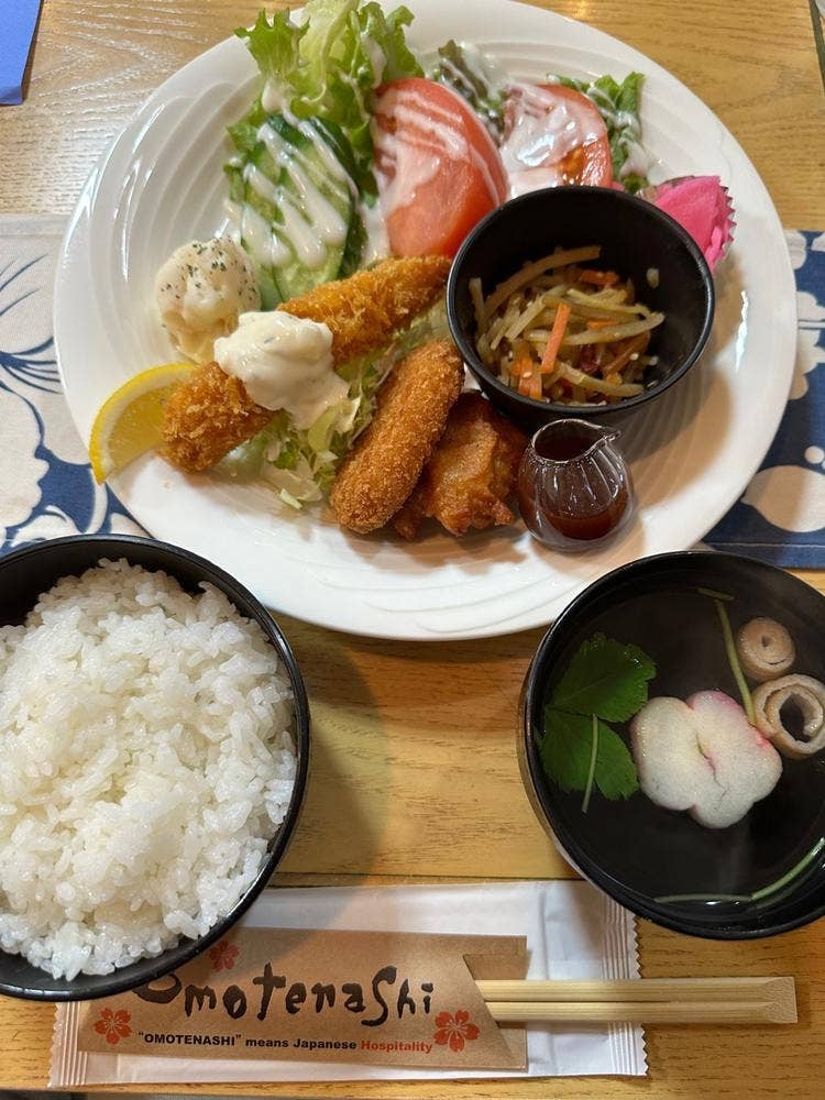 ベーカリーカフェ ブルーエルフ