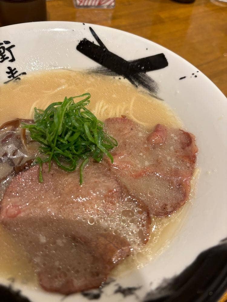 広島牛タンラーメン 衝青天