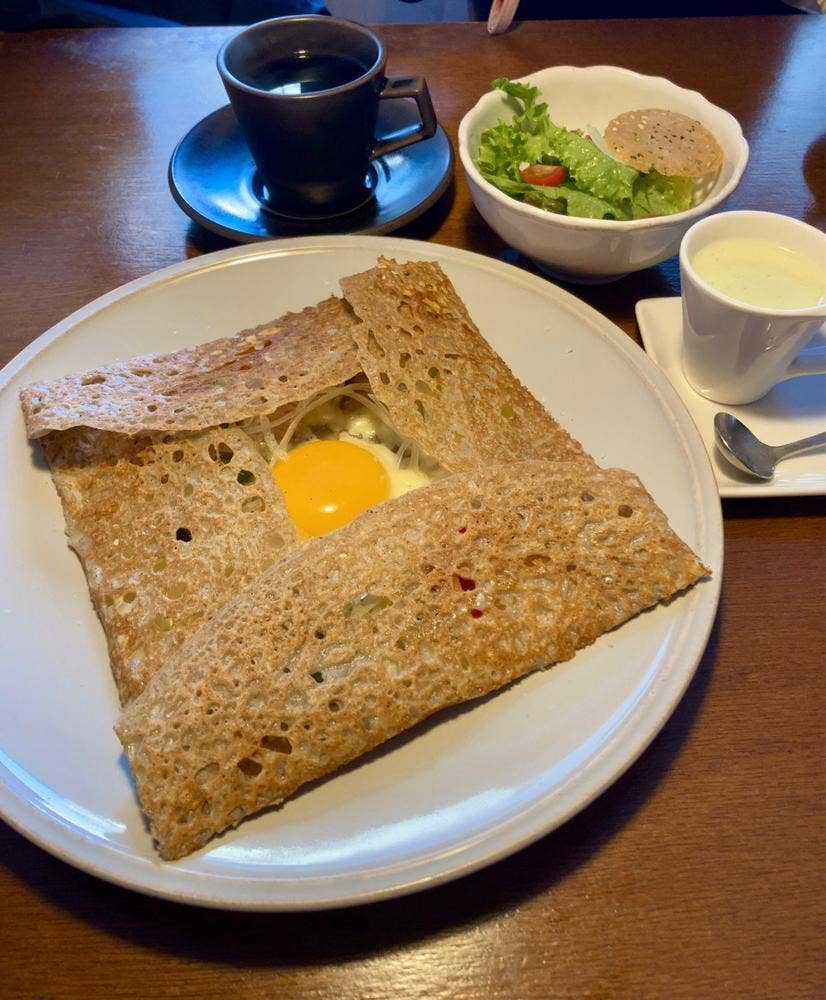 クレープリー月