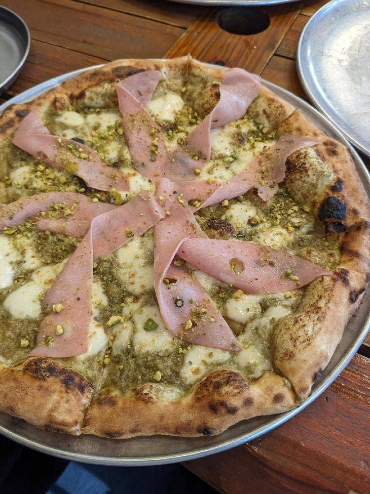 Pizzeria Lugara