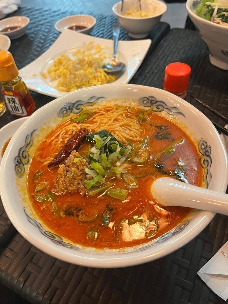 香香飯店 沼津仲見世店