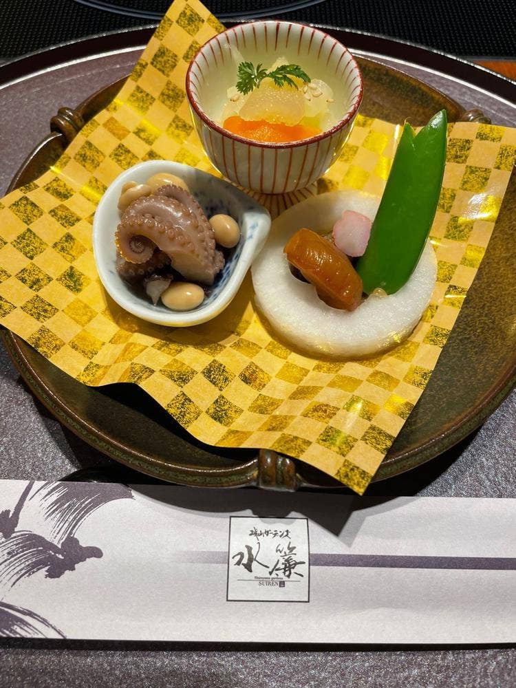 SHIROYAMA HOTEL kagoshima内 城山ガーデンズ 水簾