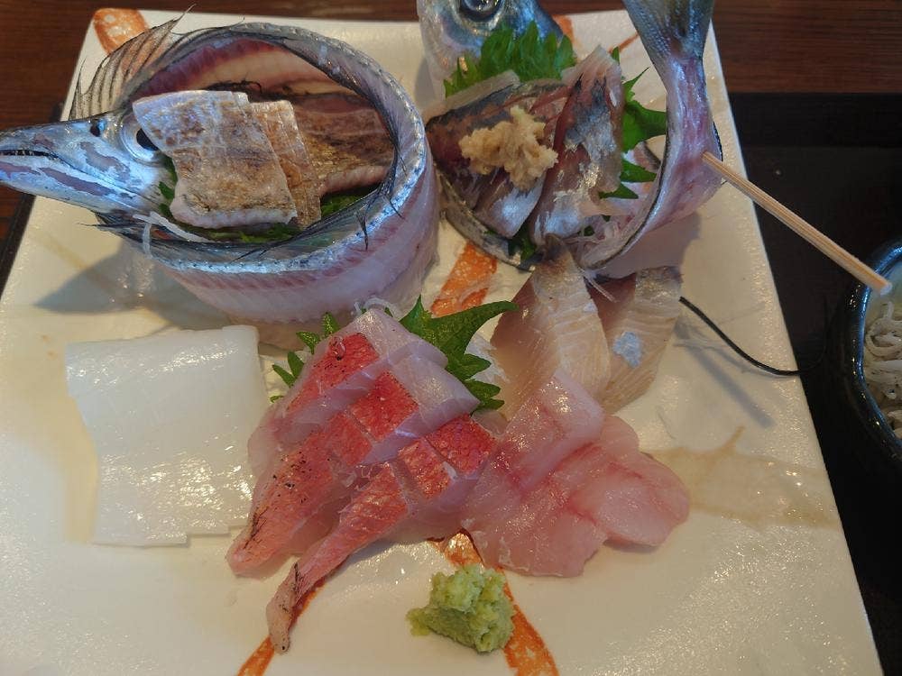 しらす＆腰越の地魚料理 しらすや