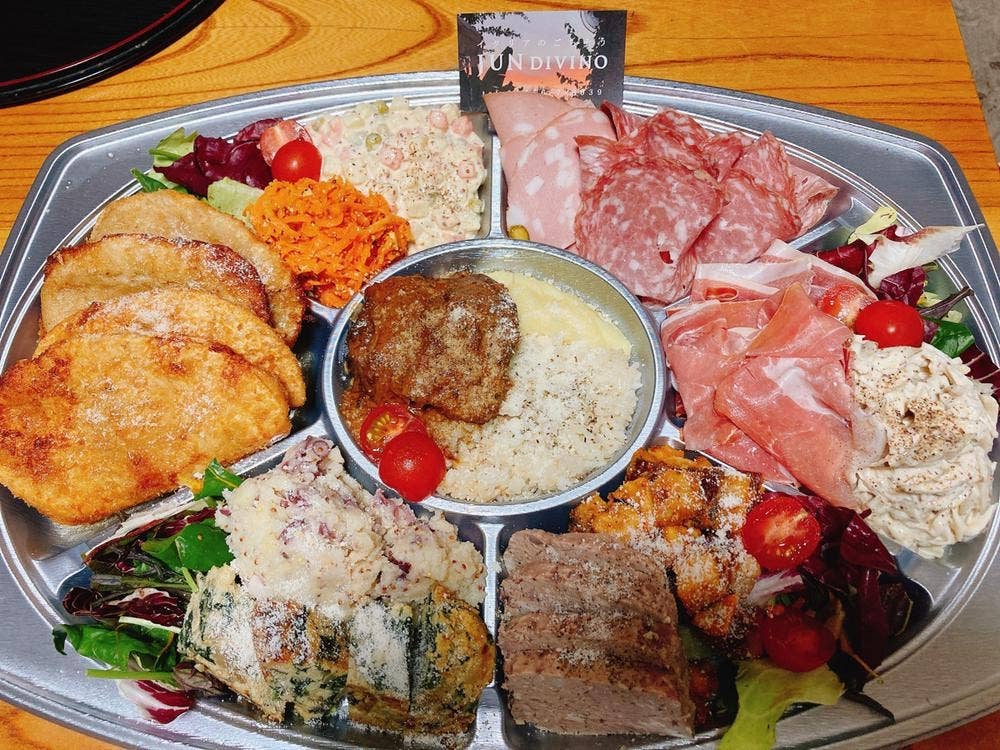 イタリアのごちそう ジュンディヴィーノ