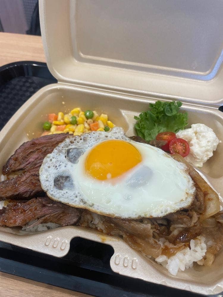 グリル&ステーキ ビフテカ