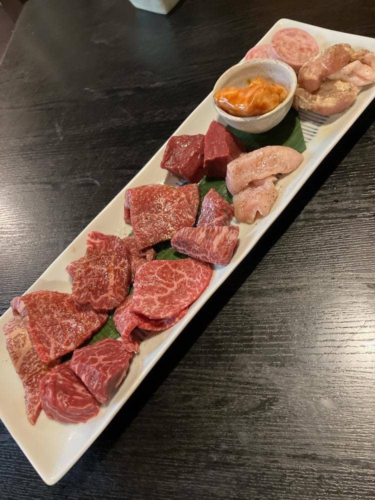 熱血ヤキニク酒場 クラウン