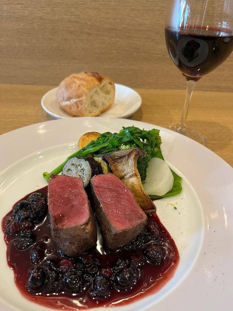 Bistro Nemo.