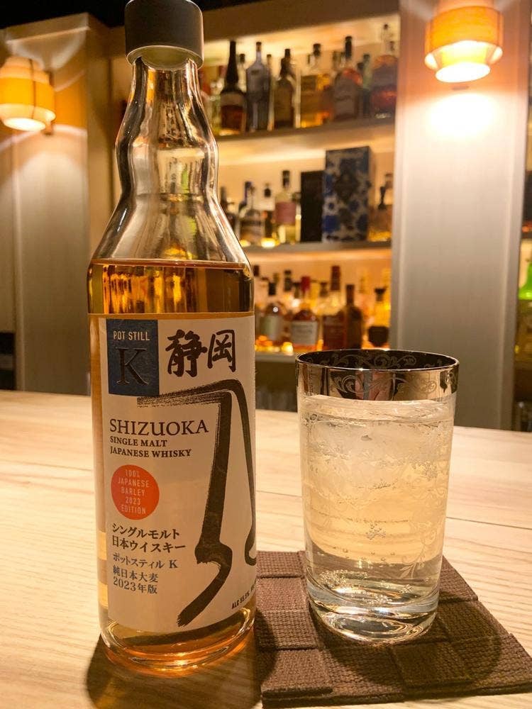 PianoとWhiskyの店MaiMai