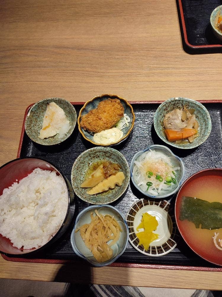焼きとり おでん さかじ